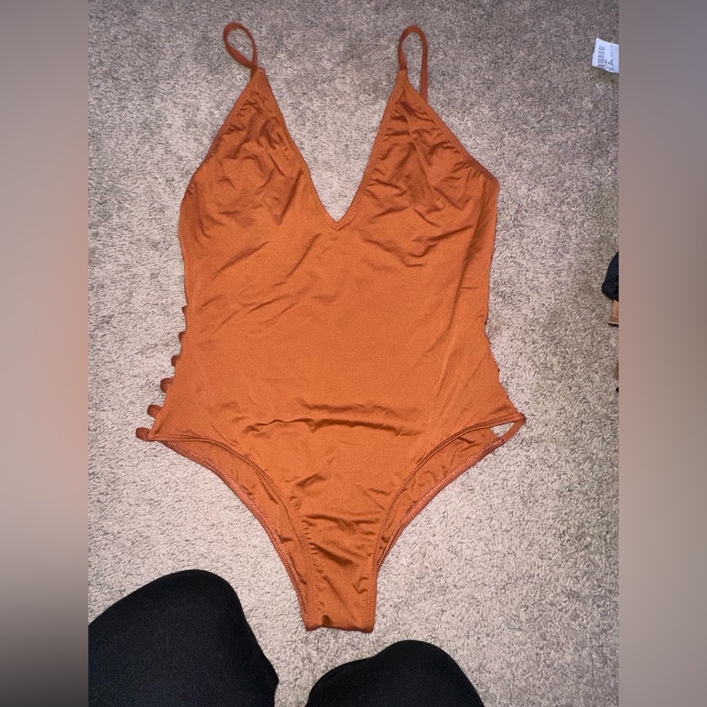 Dipping daisy one piece swim suite